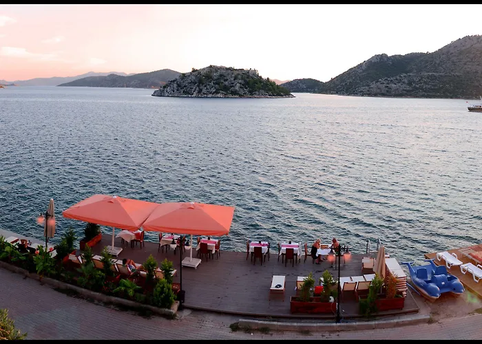 Dinc Бозбурун