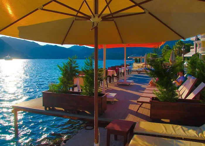 Dinc Бозбурун